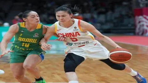 党毅飞对决李钦诚：南洋杯三四名巅峰对决