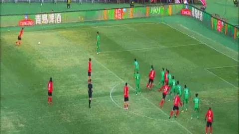 英超新星效仿乔丹精神：拼搏赢得幸运